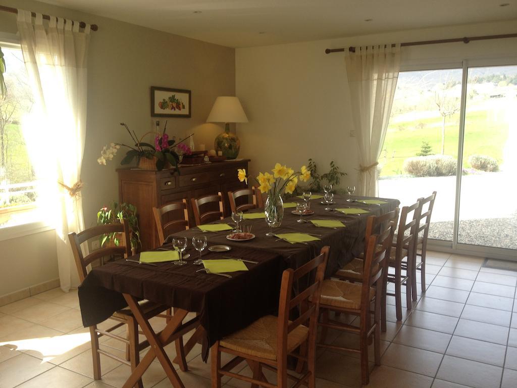 La Bergerie Bed and Breakfast Pollionnay Εξωτερικό φωτογραφία