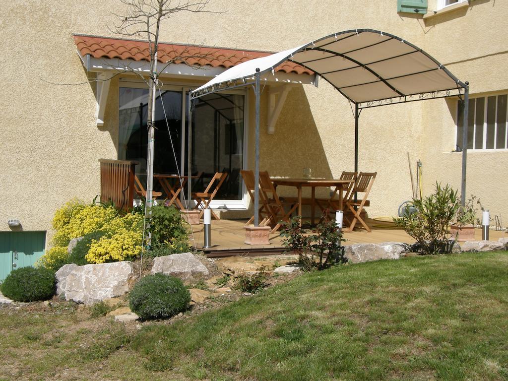La Bergerie Bed and Breakfast Pollionnay Εξωτερικό φωτογραφία