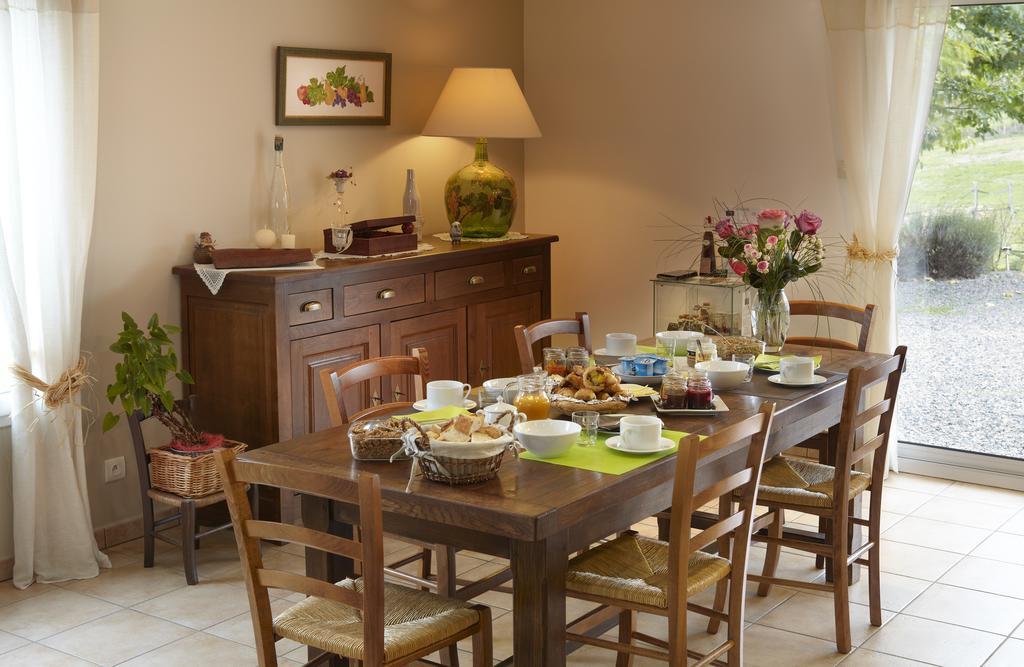 La Bergerie Bed and Breakfast Pollionnay Εξωτερικό φωτογραφία