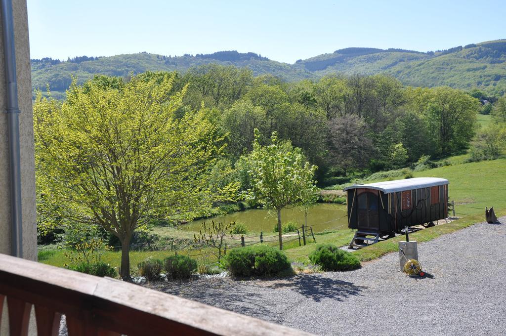 La Bergerie Bed and Breakfast Pollionnay Εξωτερικό φωτογραφία