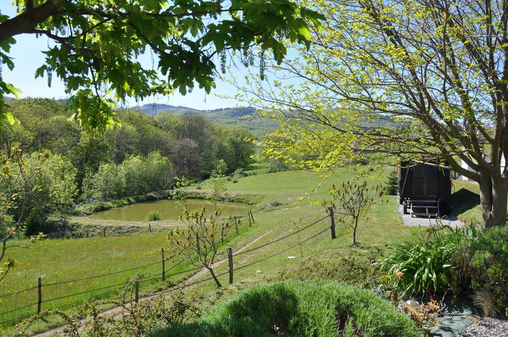 La Bergerie Bed and Breakfast Pollionnay Εξωτερικό φωτογραφία