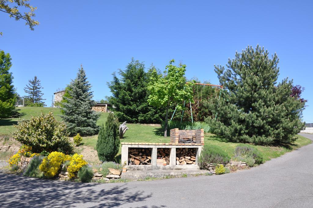 La Bergerie Bed and Breakfast Pollionnay Εξωτερικό φωτογραφία